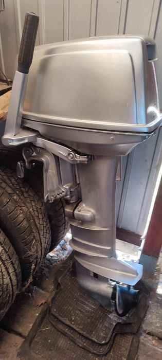 Silnik zaburtowy Suzuki DT 25