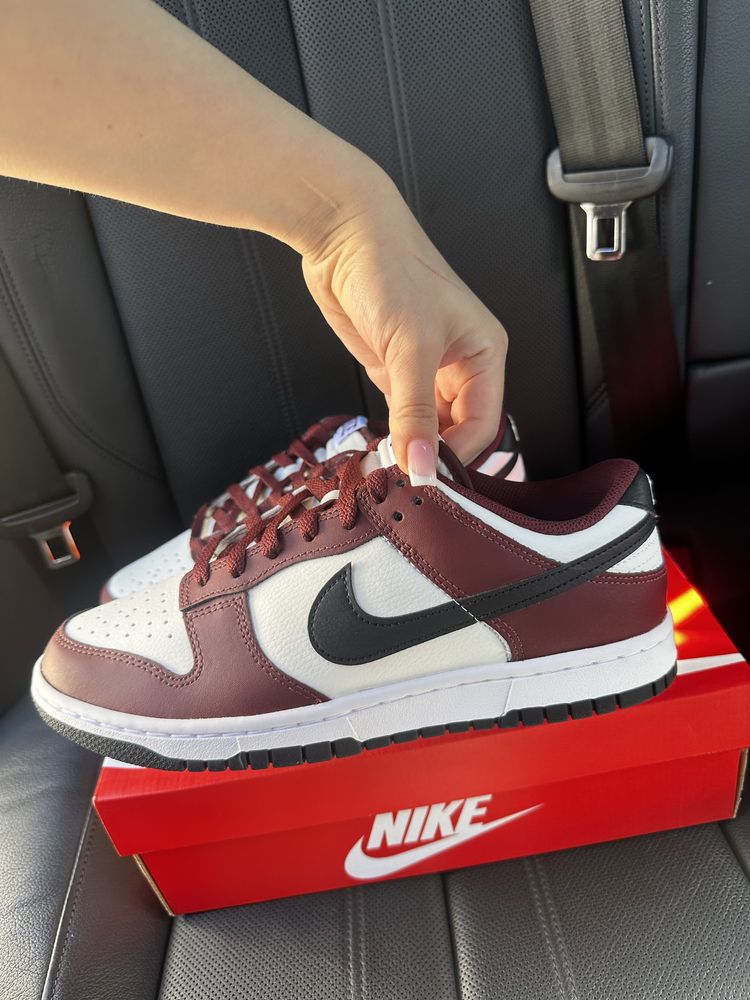 Nike Dunk (Dark Team Red)