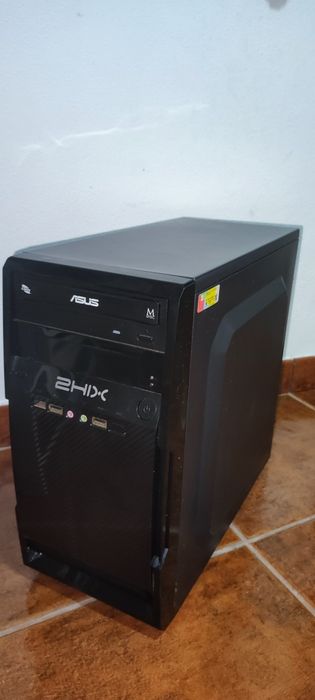 Computador fixo c/ caixa Asus