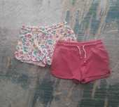 Conjunto de 2 calções de menina - tamanho 9 anos