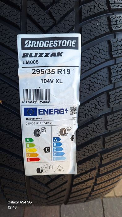 2 nowe opony zimowe 295/35/19 Bridgestone