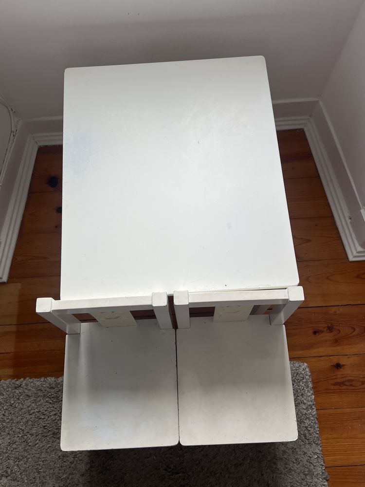Mesa e 2 cadeiras criança IKEA