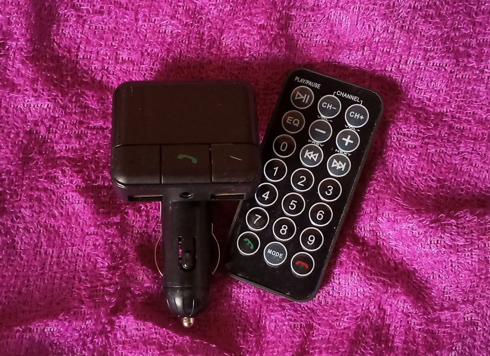 Автомобільний модулятор в прикурювач