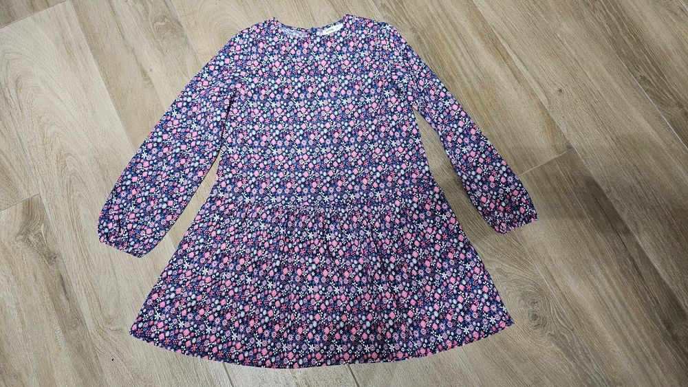 Sukienka Sinsay 140cm