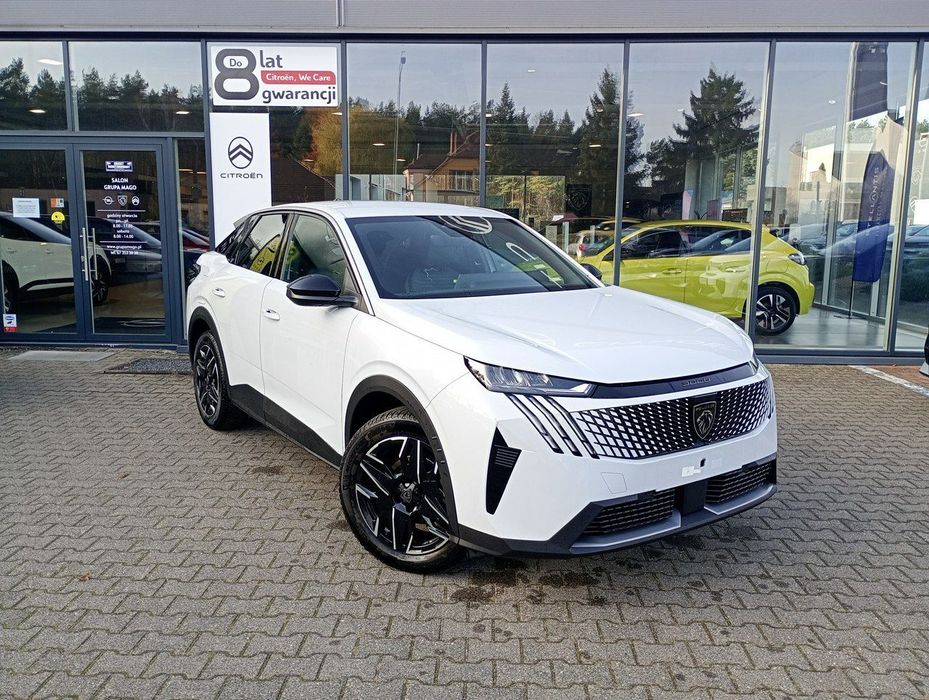 Peugeot 3008 Allure Hybrid 1.2 145 KM DCS 6 pakiet panorama pakiet zimowy