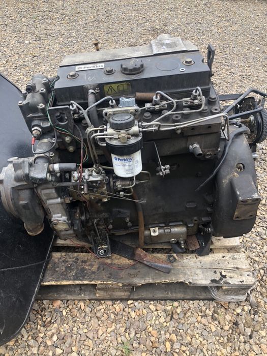 Silnik Perkins AA35014 głowica wał pompa wtryskowa