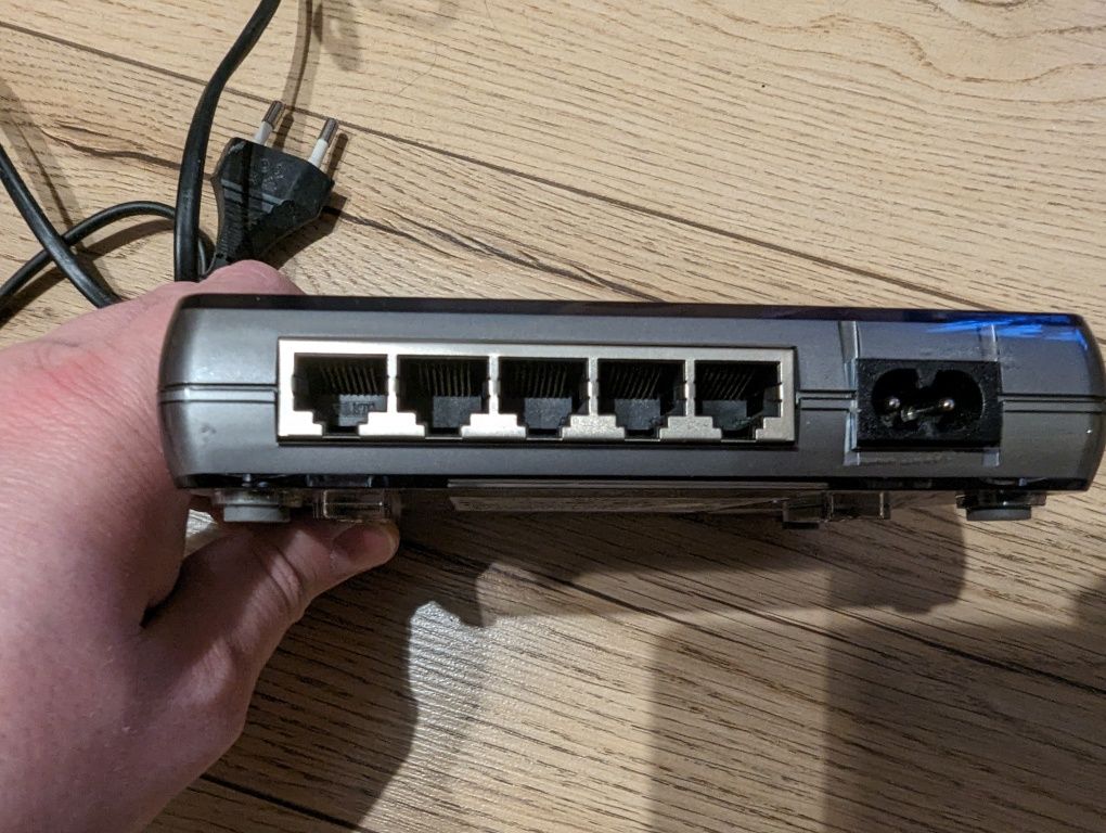 Світч 3Com 100 Мб/сек 5 портов (switch)
