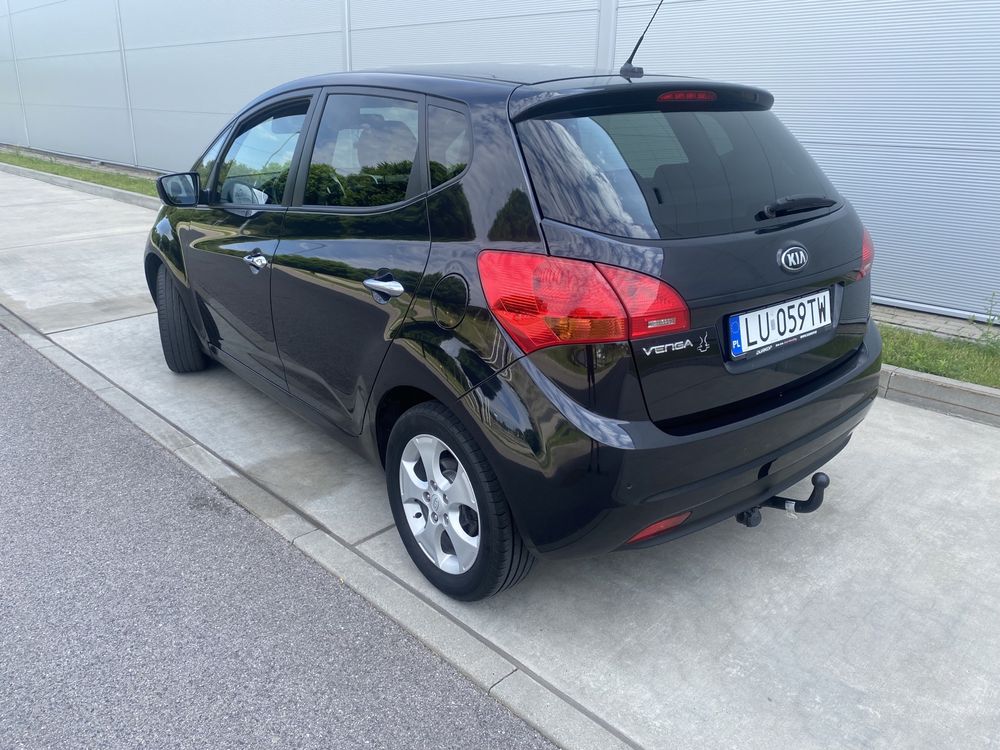 Kia Venga 1.6 B AUTOMAT Niski Przebieg Klima  Elektryka Zarejestrowany