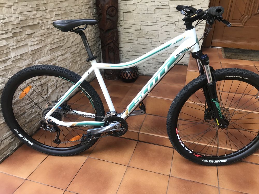 Scott Contessa 720