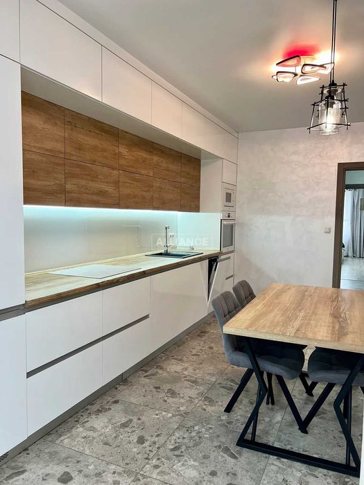 2к квартира! Центр. Мельника 10!