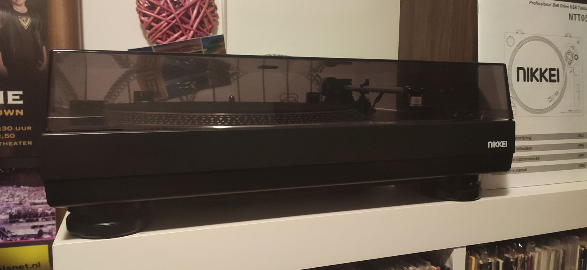 Gramofon Nikkei NTT05U