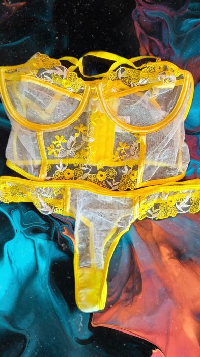 Комплект корсетної білизни