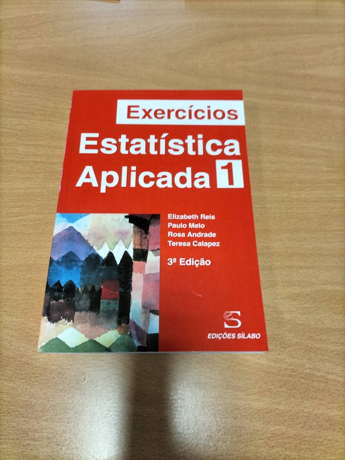 Estatística Aplicada Exercícios 1 e 2