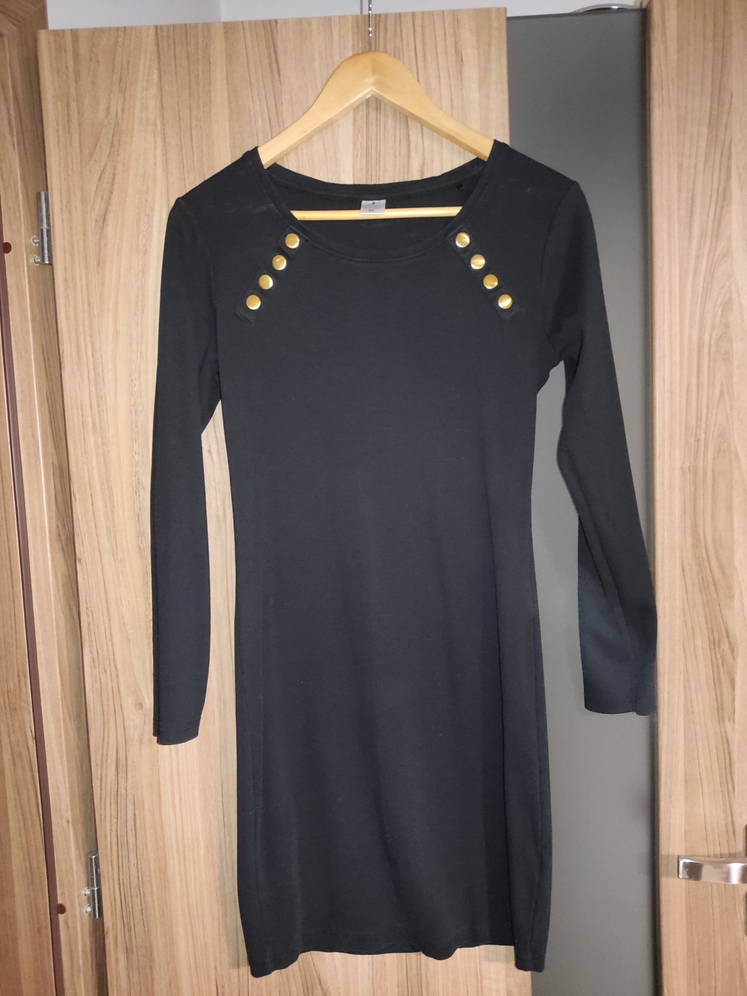 Sukienka midi czarna XL złote guziki