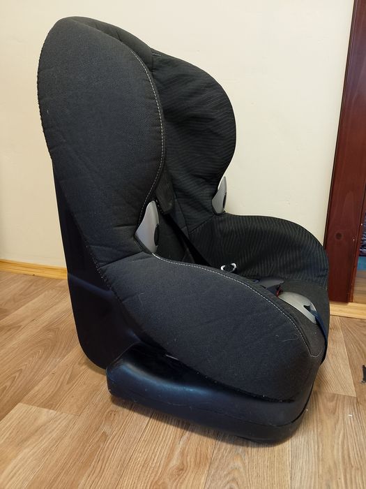 Автокрісло maxi cosi (максі козі)