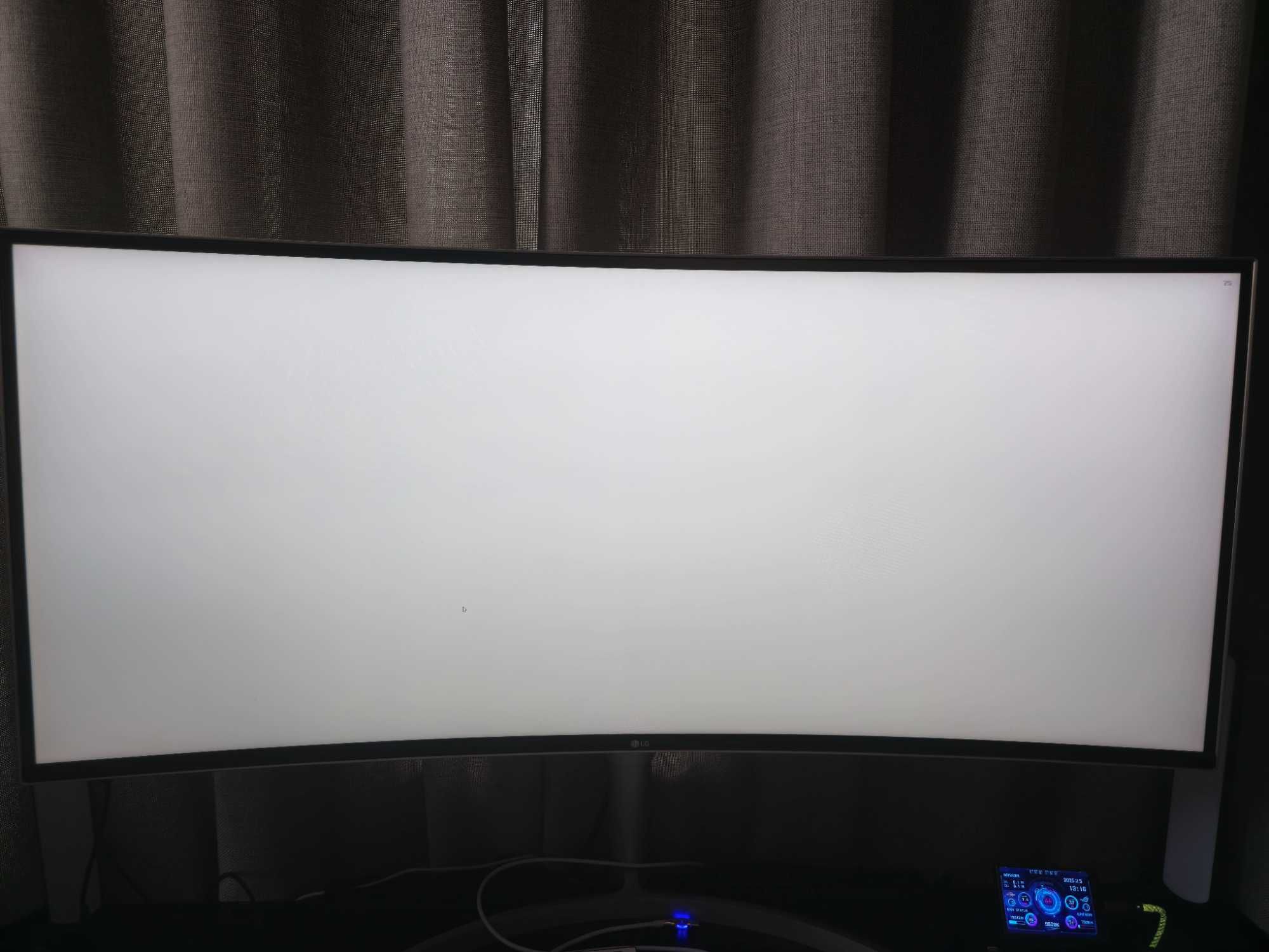Продам 38 дюймовий монітор LG 38wk95c