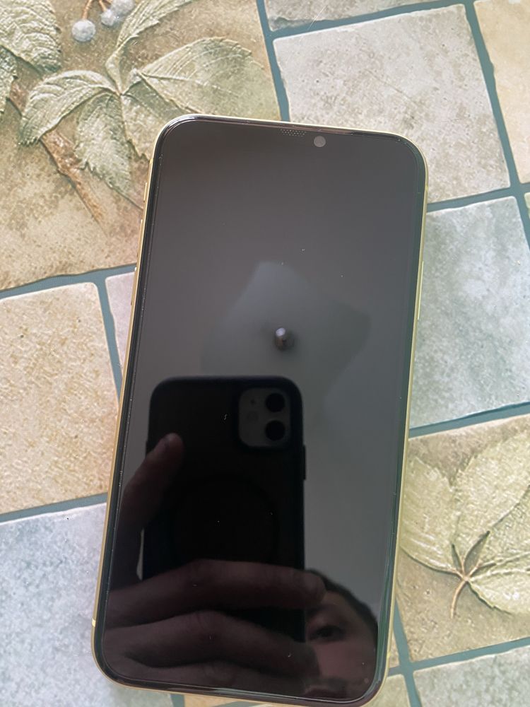 Iphone XR 128 в гарному стані