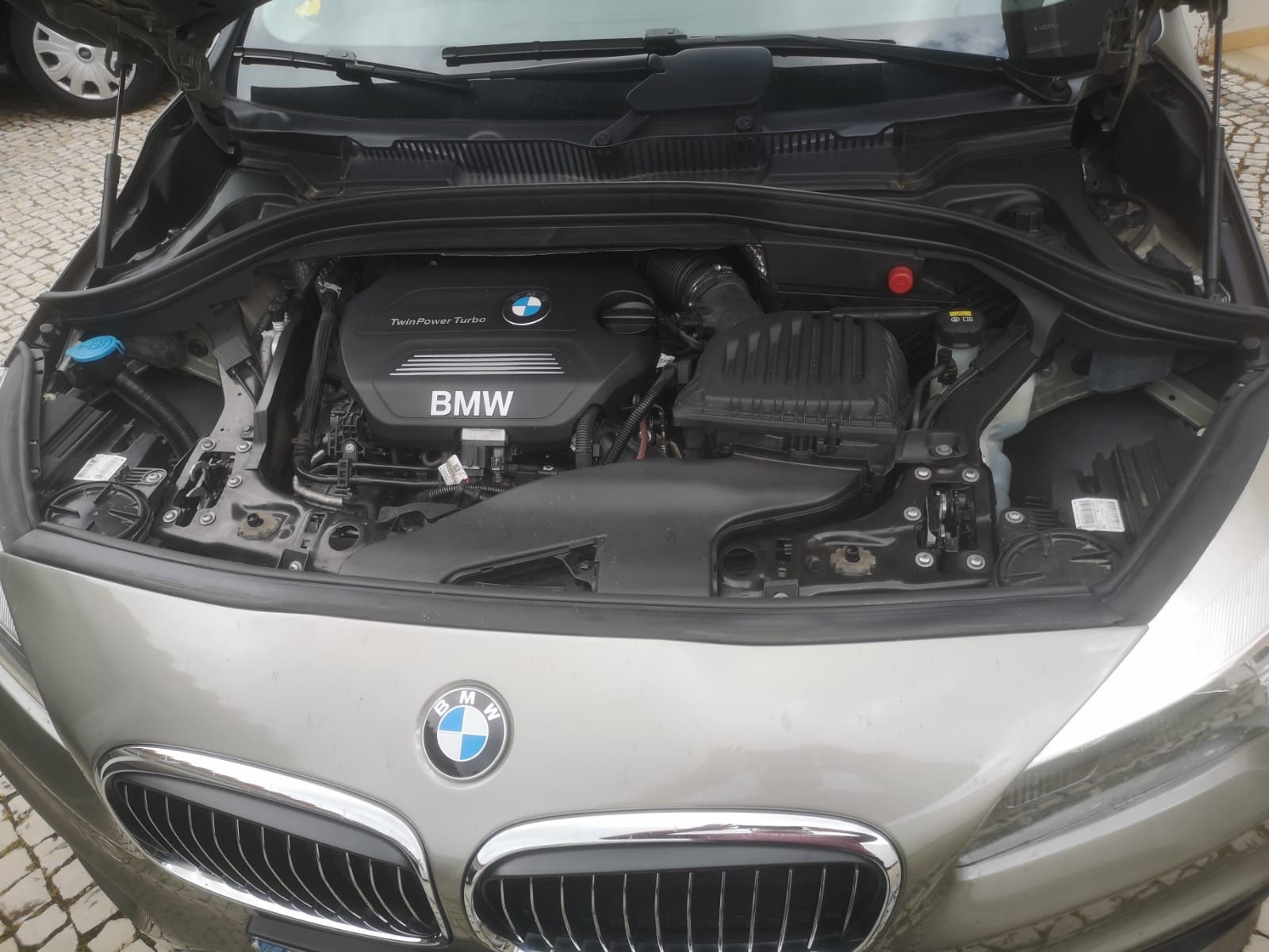 BMW ( 218 d )  ActiveTourer  2.0  150cv