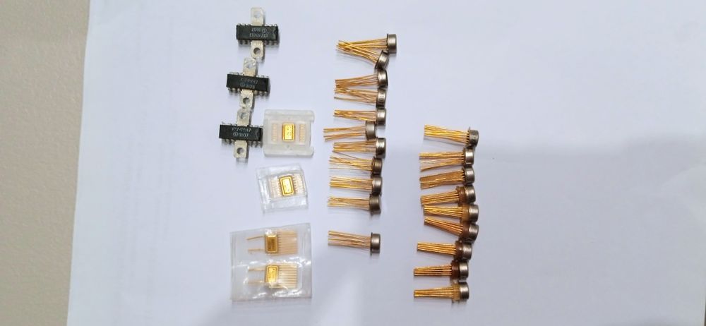 Радіодеталі, мікросхема