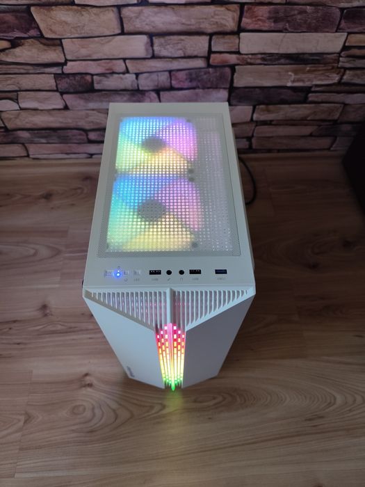 Komputer gamingowy super stan