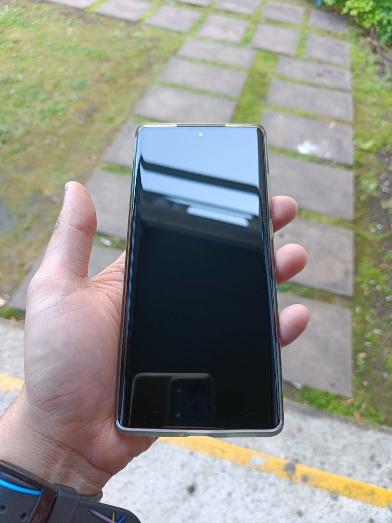 Motorola g85 12gb ram 256 gigas