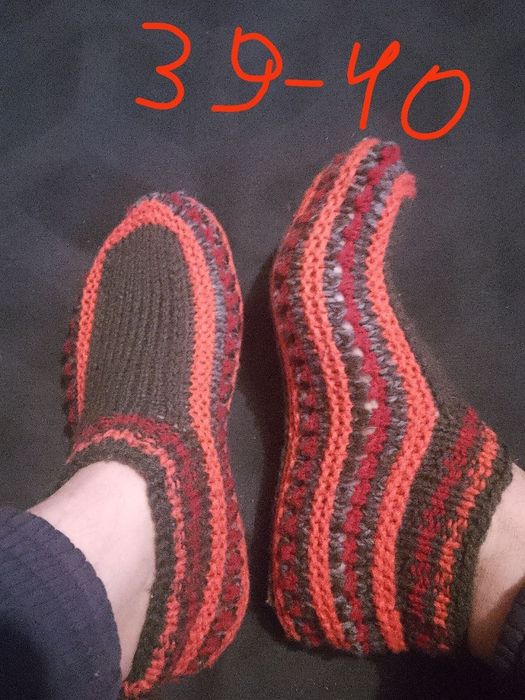 Продам вязанные носки и  следки