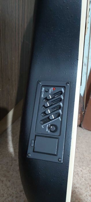 gitara elektroakustyczna