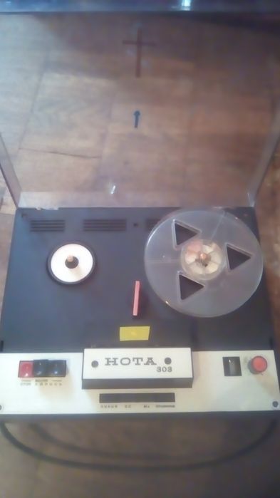 Магнитофонная приставка Нота 303. (1975 года)