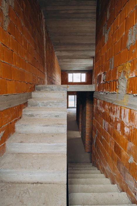 Стиль МОДЕРН. Якість ТОП. Вид на ЛІС