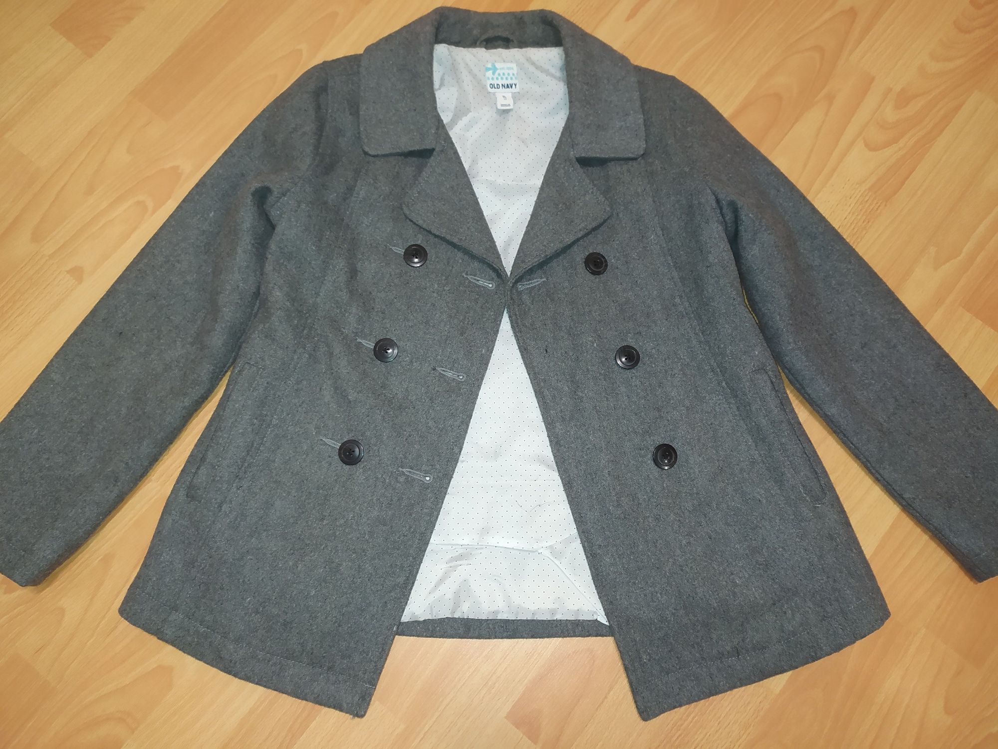 Продам пальто для девочки на рост 152-158 см + ПОДАРОК!.