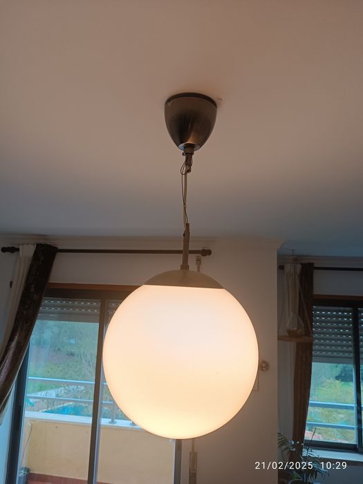 Candeeiro de Teto IKEA – Design Moderno e Aconchegante!

Dê um toque d