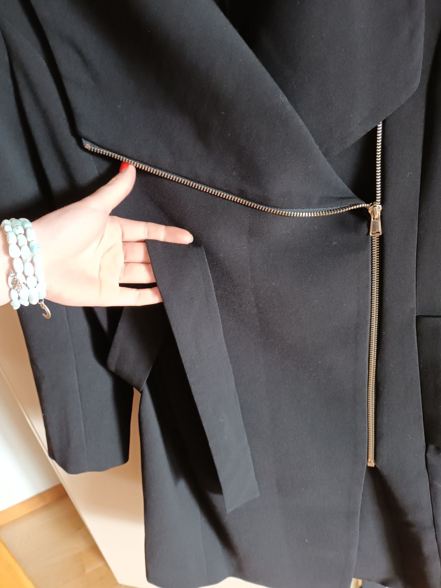 Czarny płaszcz H&M 36/38