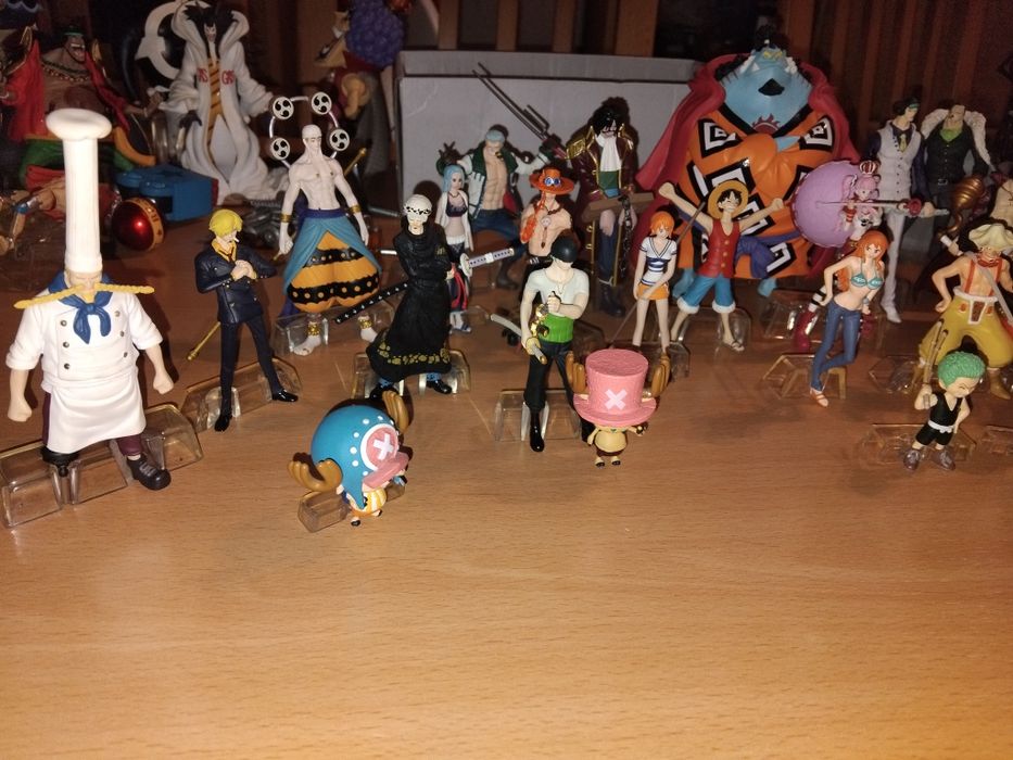Coleção de bonecos  one piece completa