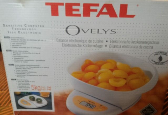 Кухонные электронные весы Tefal производства Франции.