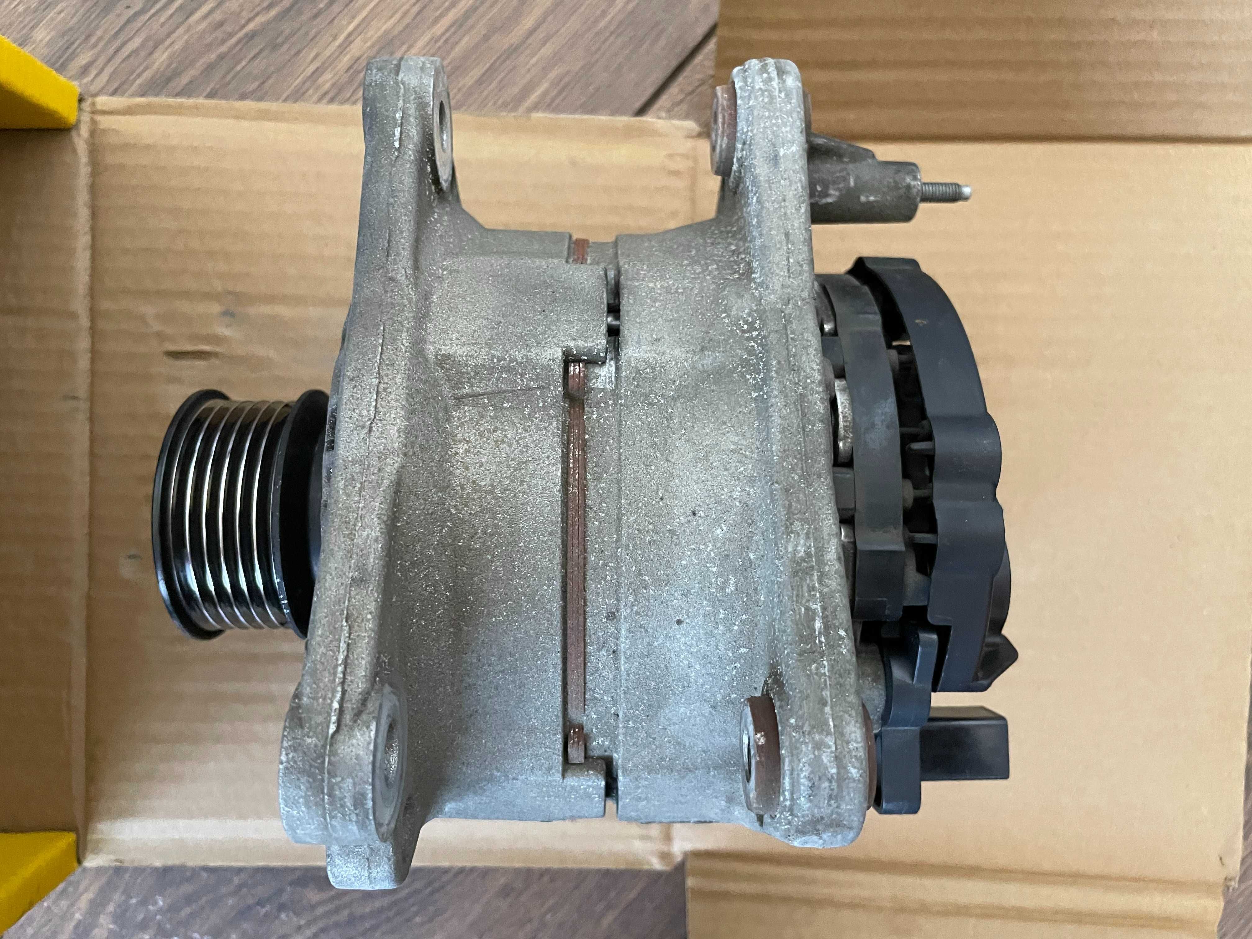 Alternator Bosch 90A (nr VAG OEM 06A 903 026)