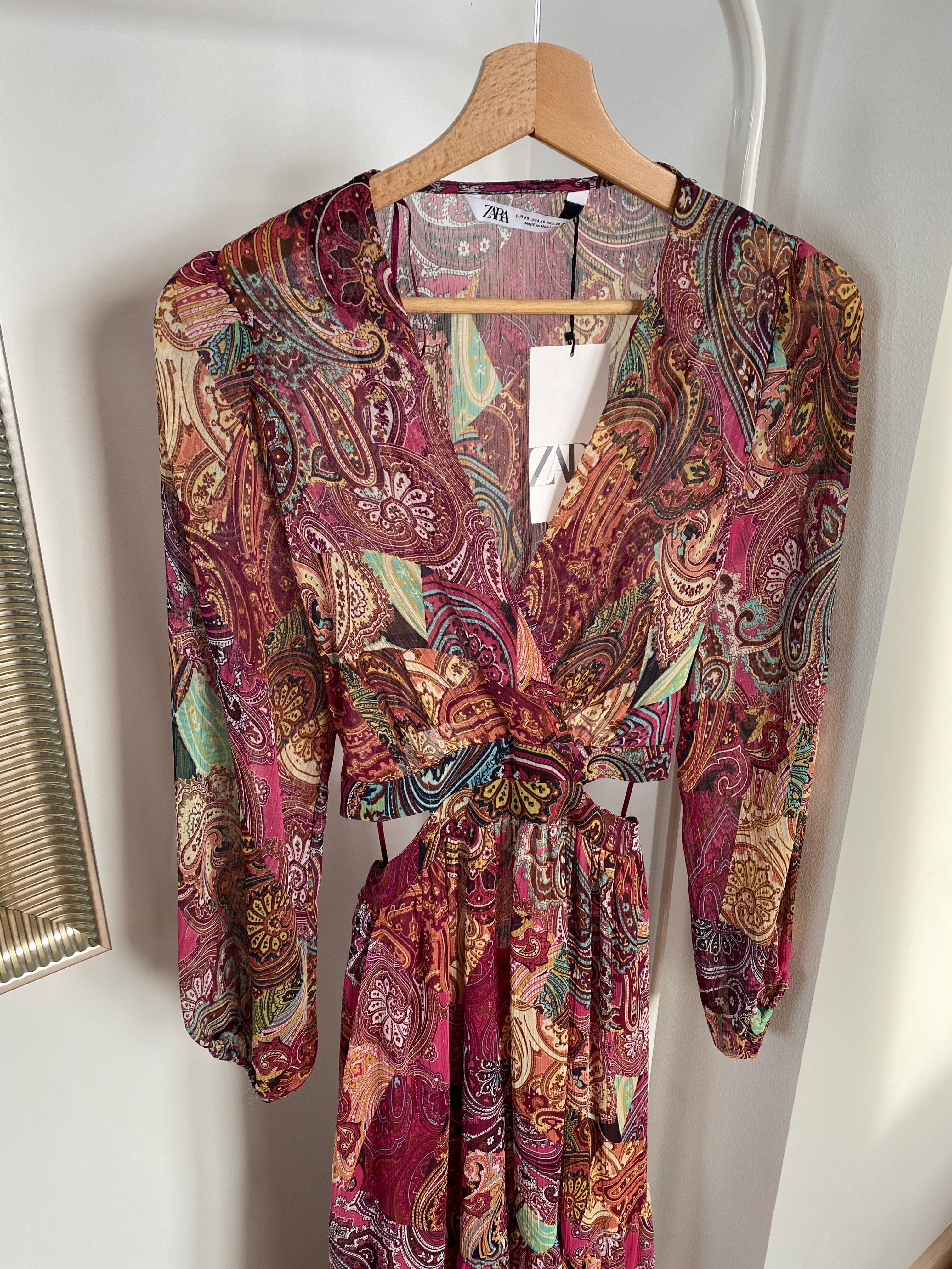 Wzorzysta kolorowa sukienka maxi z wycięciami Zara XS mgiełka
