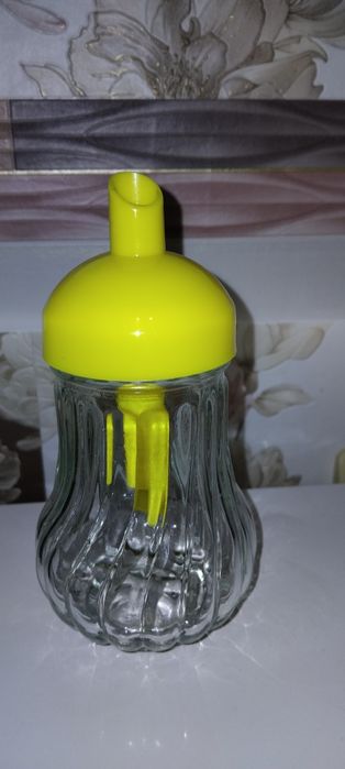 Продам баночку на цукор,сіль.