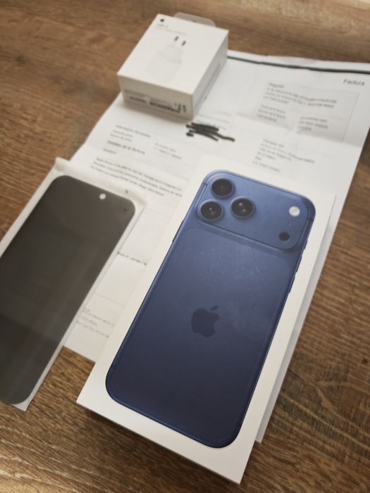 iPhone 17 Pro Max 6.9" 256GB Deep Blue  Selado Com Garantia  Aceito R