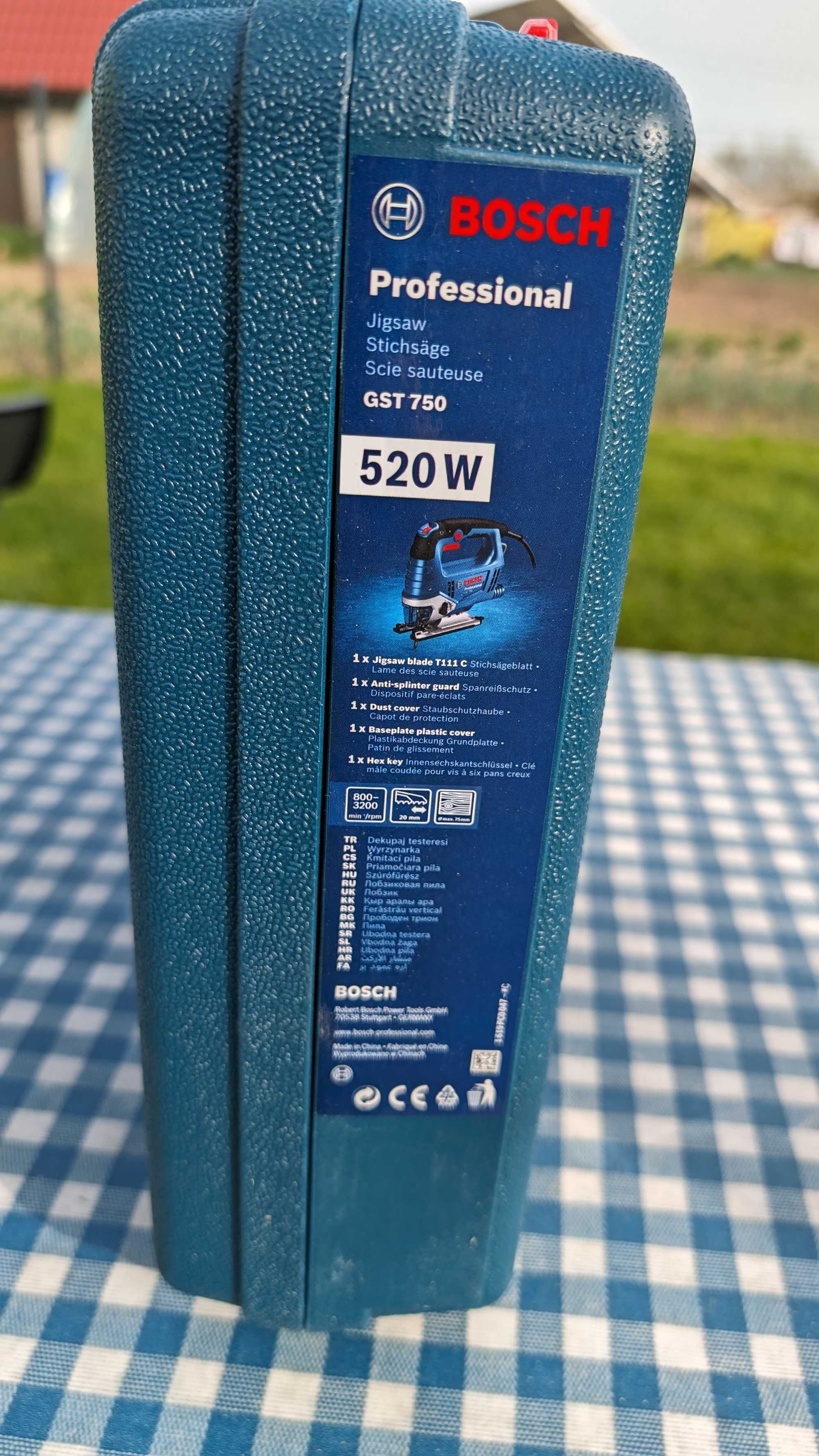 Wyrzynarka 520W GST 750 BOSCH + walizka