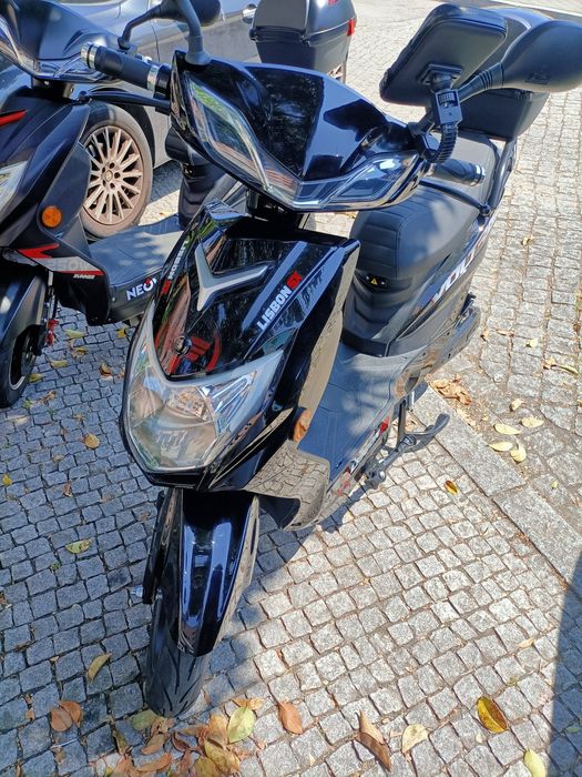 Scooter elétrica