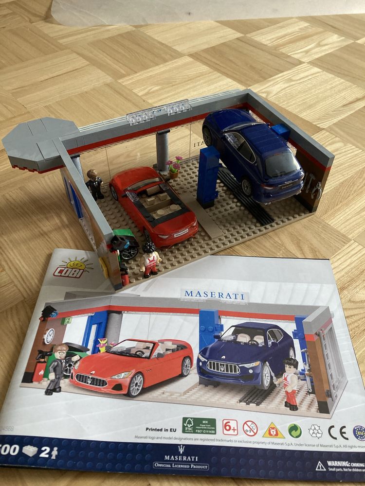 Cobi- Garaż Maserati