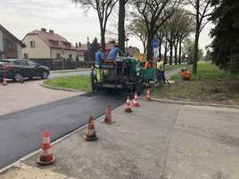 Asfaltowanie , Budowa dróg,roboty drogowe,układanie asfaltu Śląsk