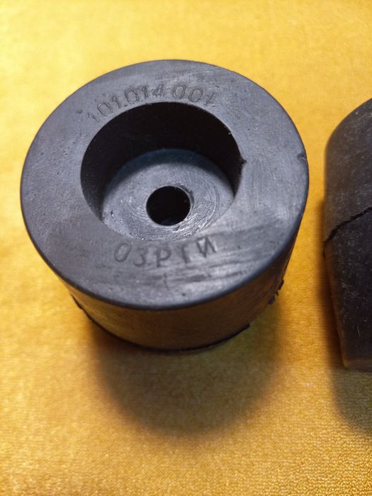 Буфер-отбойник резиновый