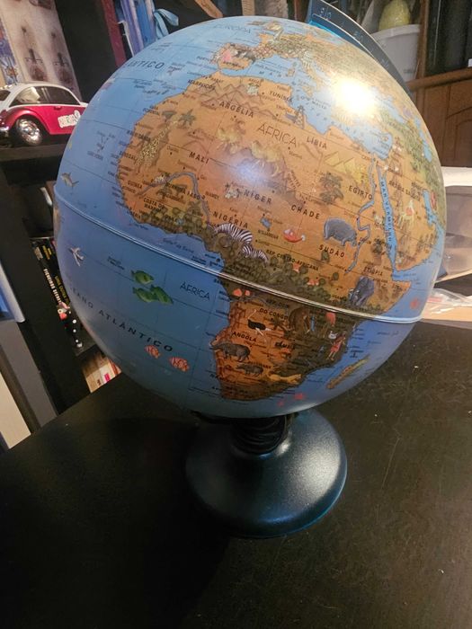 Globo terrestre c luz
