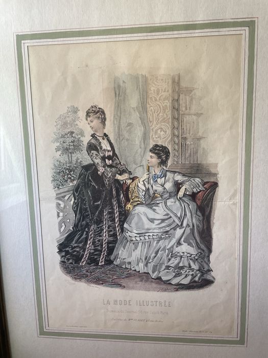 Ilustração uma gravura de moda da revista francesa La Mode Illustrée