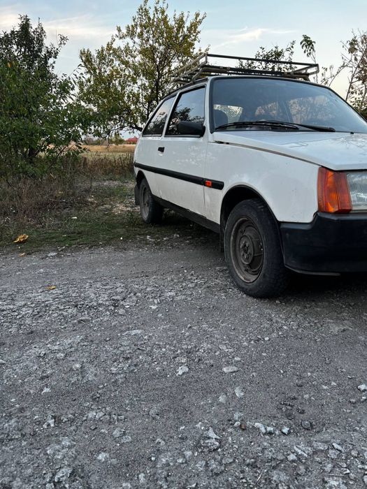 Продам легкову автівку (Таврія)