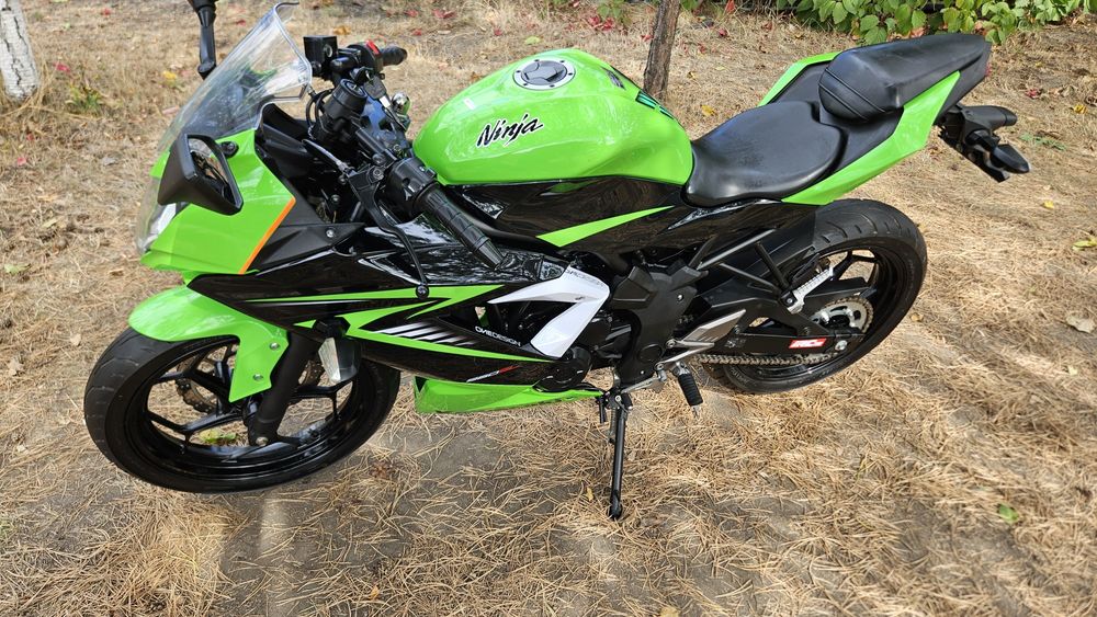 Продажа Kawasaki 2015р. Ninja 250SL з контейнера без пробігу по Україн