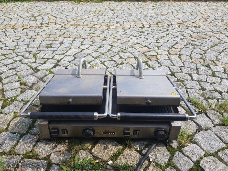 Grill kontaktowy