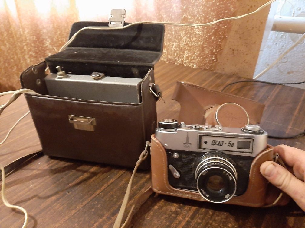 Фотоапарат ФЕД 5В. Вспишка Чайка