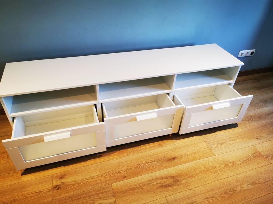 Móvel TV Ikea Brimnes